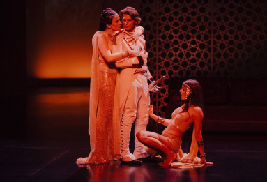 Plakat spektaklu 'Rękopis znaleziony w Saragossie' w Teatrze Polskim w Warszawie.