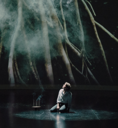 Plakat spektaklu 'Rękopis znaleziony w Saragossie' w Teatrze Polskim w Warszawie.