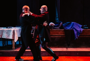 Na zdjęciu Wojciech Czerwiński i Jerzy Schejbal w spektaklu Tango