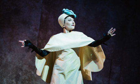 Na zdjęciu aktorzy w spektaklu Mały Książę