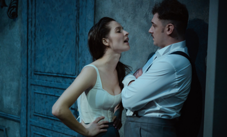 Na zdjęciu aktorzy w spektaklu Panna Julie