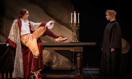 Na zdjęciu aktorzy w spektaklu Don Juan