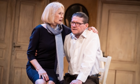 Na zdjęciu aktorzy w spektaklu Deprawator