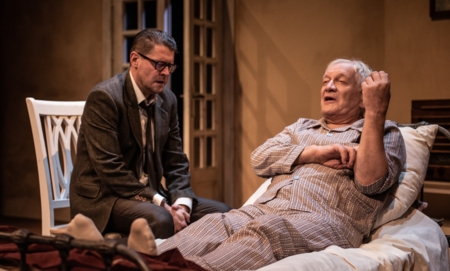 Na zdjęciu aktorzy w spektaklu Deprawator