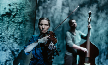 Na zdjęciu aktorzy w spektaklu Cztery pory miłości