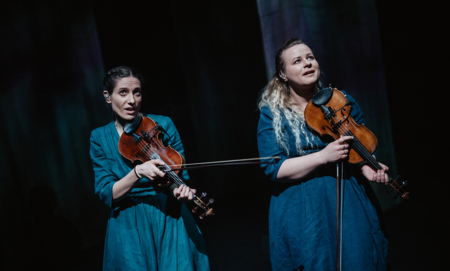 Na zdjęciu aktorzy w spektaklu Cztery pory miłości