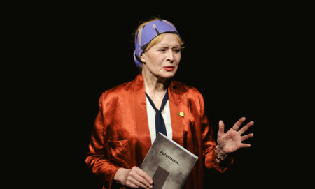 Na zdjęciu aktorki w spektaklu Czekając na dzień