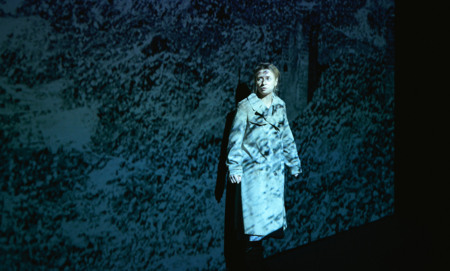 Na zdjęciu aktorki w spektaklu Czekając na dzień