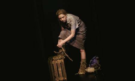 Na zdjęciu aktorki w spektaklu Czekając na dzień