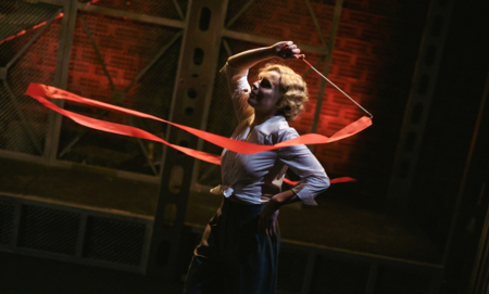 Na zdjęciu aktorzy w spektaklu Charków Charków