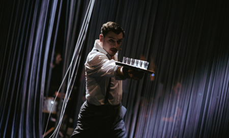 Na zdjęciu aktorzy w spektaklu Charków Charków