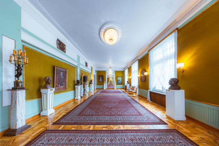 Na zdjęciu foyer górne dużej sceny Teatru Polskiego