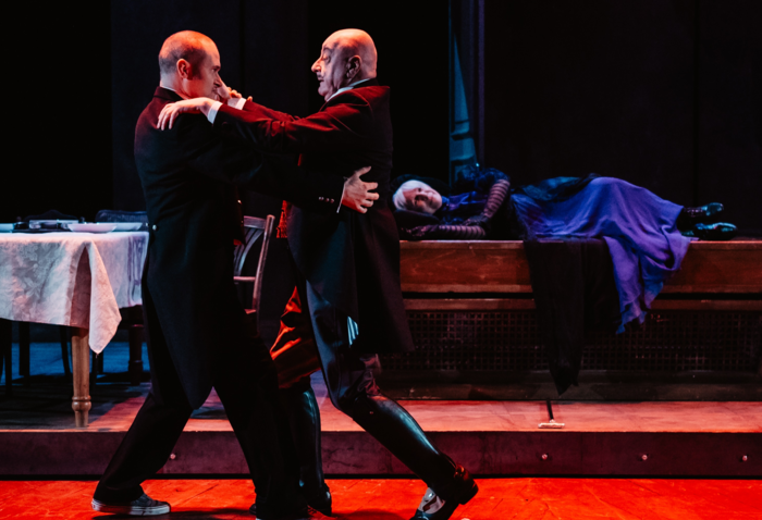 Na zdjęciu Wojciech Czerwiński i Jerzy Schejbal w spektaklu Tango