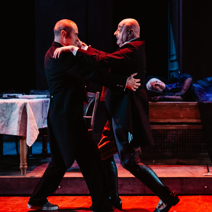Na zdjęciu Wojciech Czerwiński i Jerzy Schejbal w spektaklu Tango